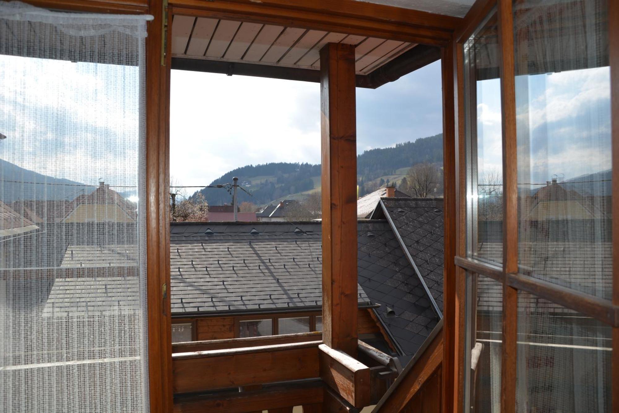 Kronenwirt 古尔克 外观 照片